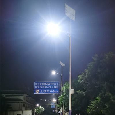 道路太阳能路灯-云南亮途源路灯-道路太阳能路灯厂家