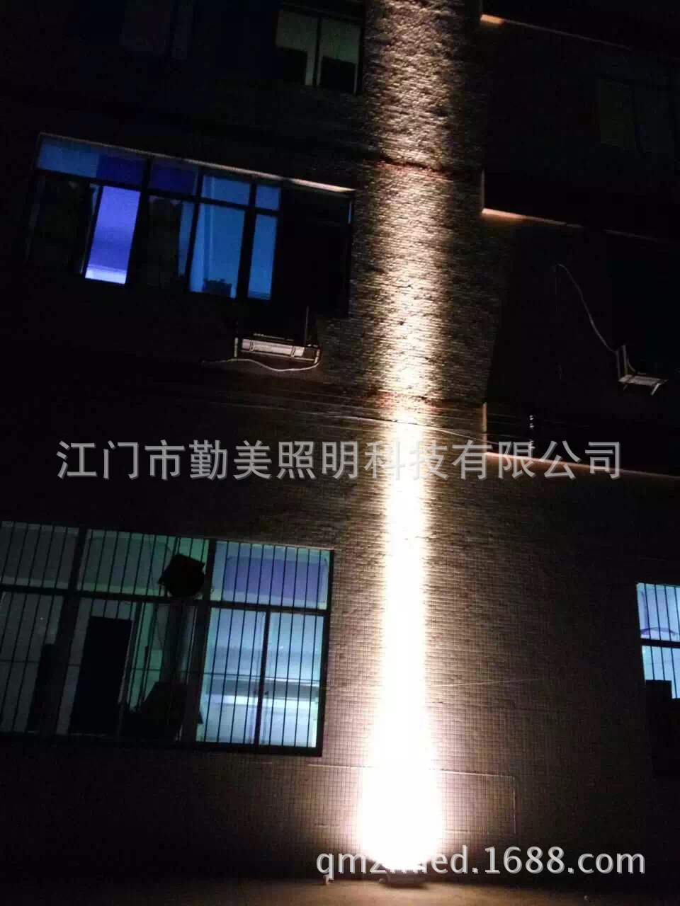 供应100W正方形科锐芯片3度窄光束角LED投光灯/一束光投光灯示例图4