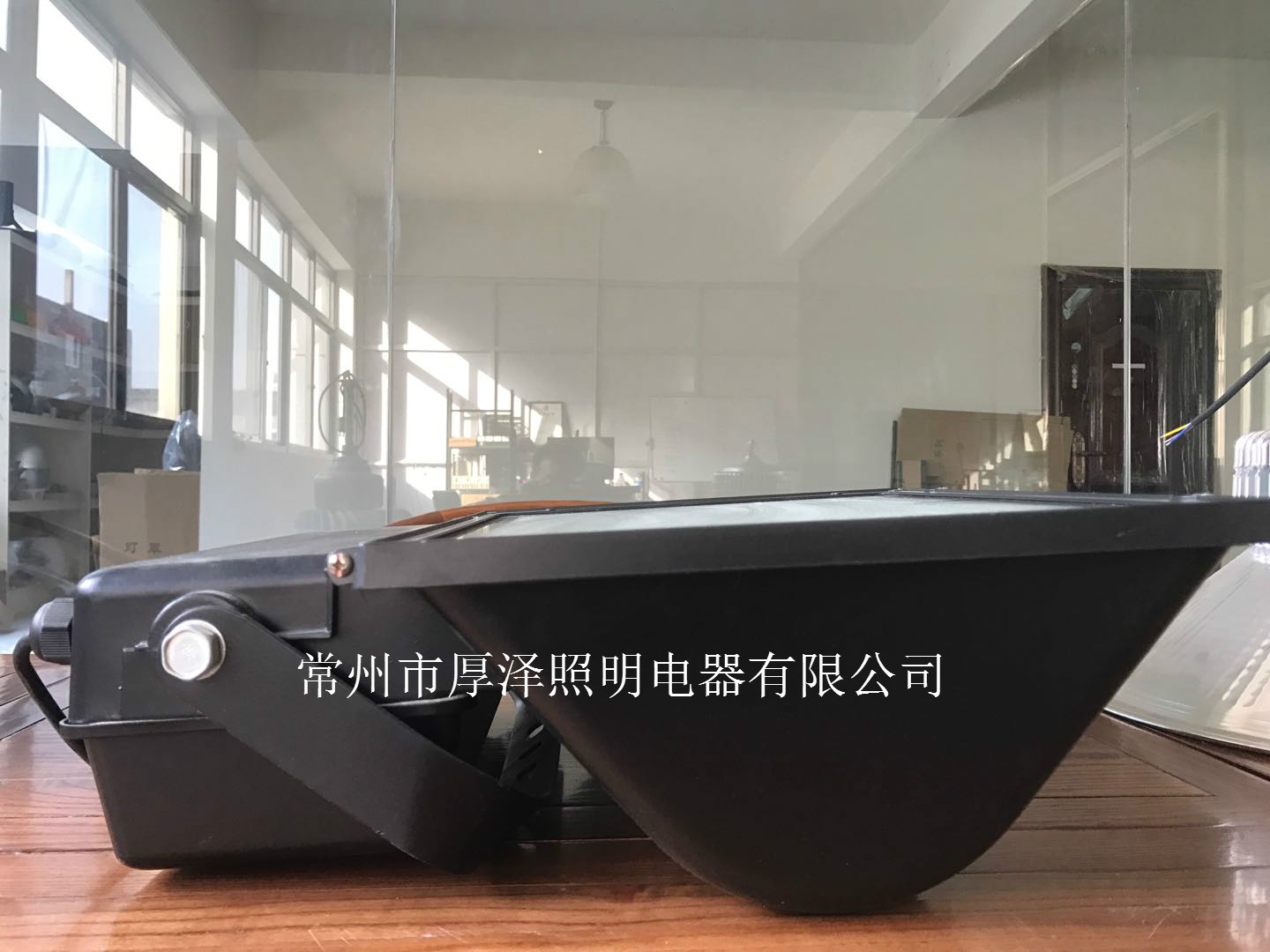 生产批发低频无极灯150W200W300W高低频矩形光源投光灯示例图6